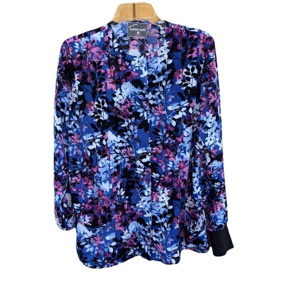Butter Soft Scrub Top Blue Black Floral Long Cuffed Sleeve Pockets Snap Up S